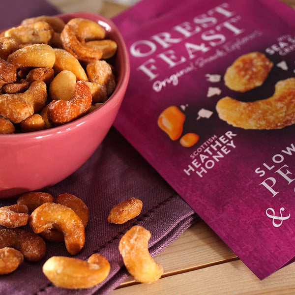 FOREST FEAST - SLOW ROASTED PEANUT & CASHEWS